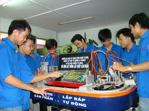 Vietnam wins first prize at 10th ASEAN Skills Competition - ảnh 1